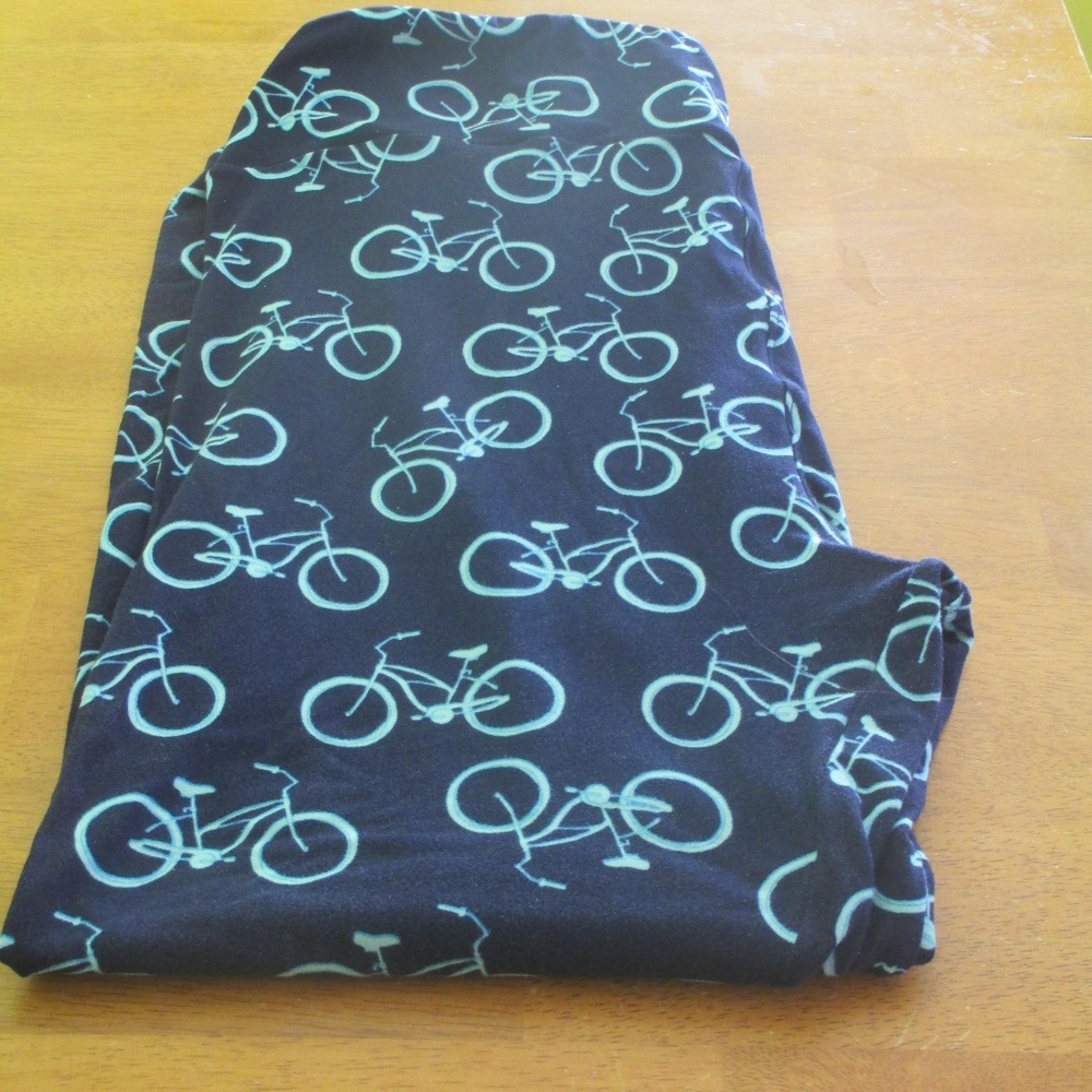 Lularoe TC2 leggings BNWOT